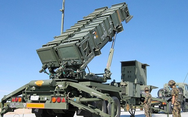 ペトリオット発射機