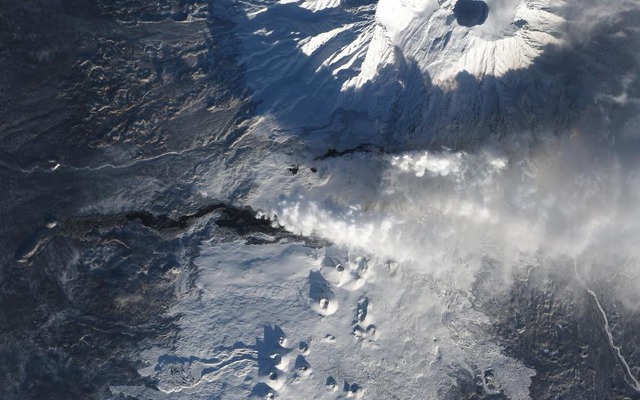 トルバチック火山