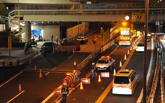 元旦の不正改造車両等に対する取締り（1日2時・中央区）
