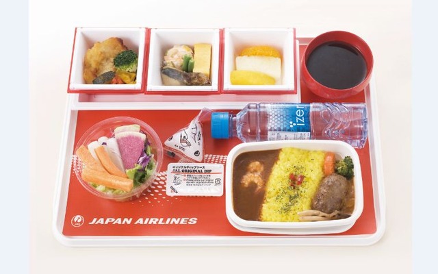JAL、新しい機内食を提供