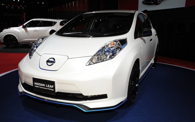【東京オートサロン13】日産 リーフ NISMOパフォーマンスパッケージ…現代スポコンEV