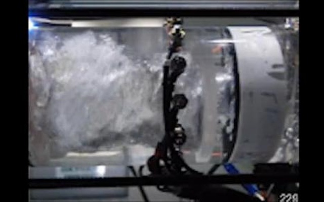 2段階流動分離機（動画キャプチャ）