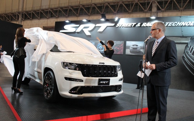 ジープ・グランドチェロキーSRT8アルパイン