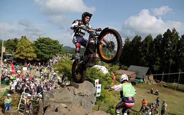 2012年日本グランプリ優勝のトニー・ボウ選手