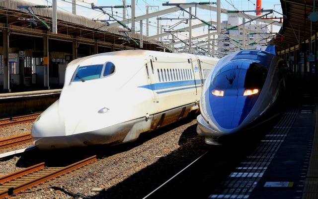 N700系と500系