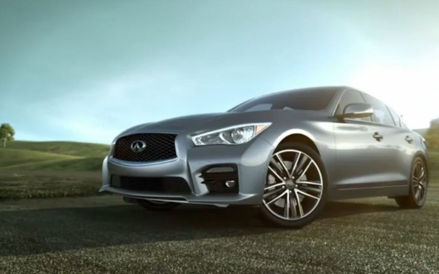 日産 スカイライン 後継車のインフィニティ Q50