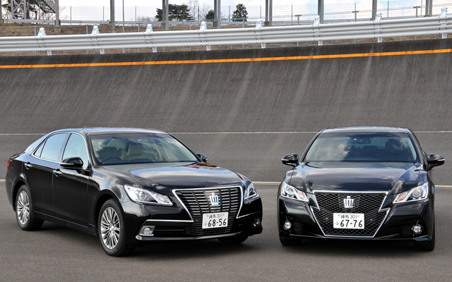 トヨタ・クラウン