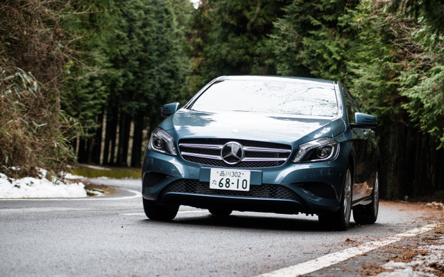 メルセデスベンツ・A 180 BlueEFFICIENCY 走行