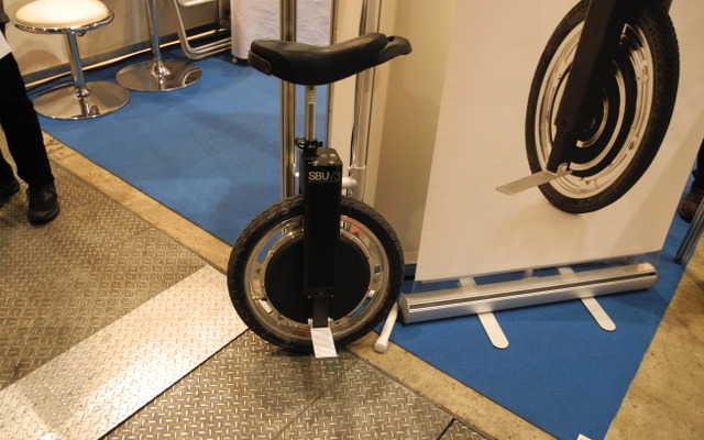 電動一輪車「SBU V3」（イベントジャパン2013）