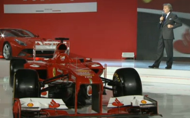 F138発表のようす