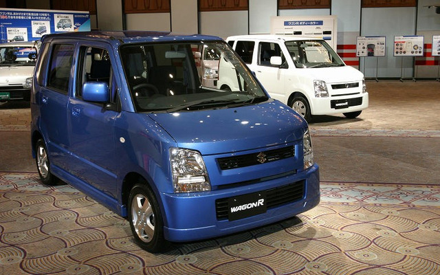 2004年軽自動車販売、過去最高