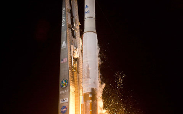 アトラスVロケットによるTDRS-Kの打ち上げ