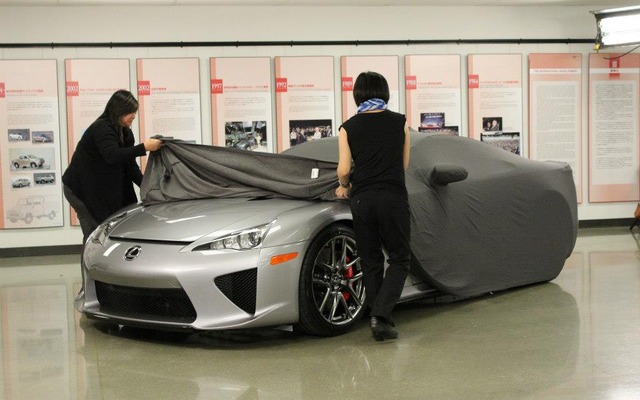 米国最終納車のレクサスLFA