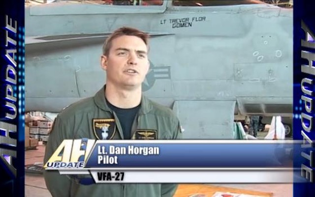 VFA27の太平洋横断航空機移送（動画キャプチャ）
