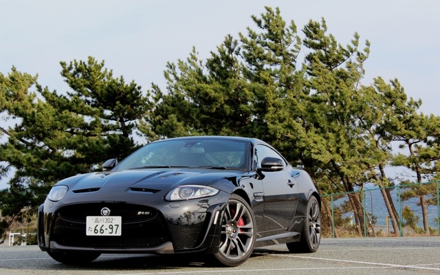ジャガー・XKR-S