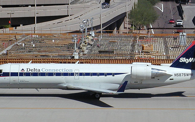 CRJ-200リージョナルジェット