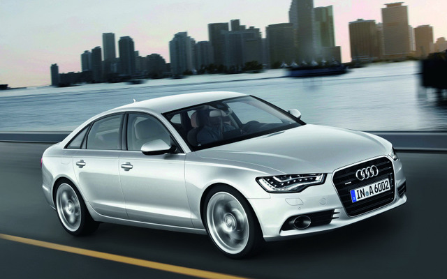 アウディ A6（参考画像）