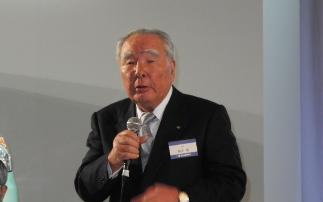 スズキの鈴木修会長兼社長（「スペーシア」発表会）