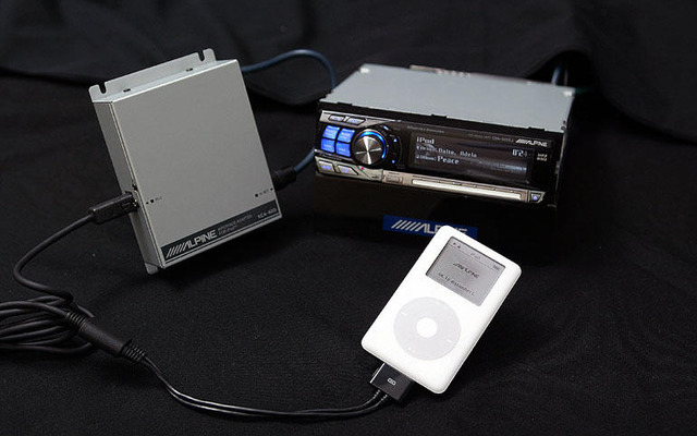 【アルパインCDA-9855J×iPodリンクを試す】その1…iPodユーザーの理想をカタチにするカーオーディオシステム