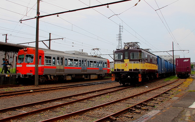 2012年3月16日に貨物輸送を終了した岳南鉄道