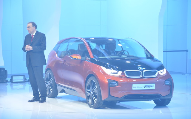 BMWのプレスカンファレンス（ジュネーブモーターショー13）