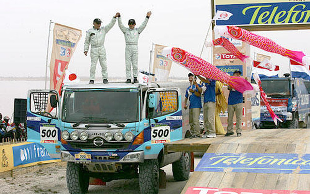 【パリダカ05】日野、カミオン部門で総合2位