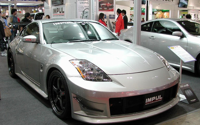 【東京オートサロン05】写真蔵…日産 フェアレディZ、元気