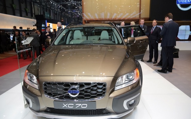 ボルボ XC70 の大幅改良モデル（ジュネーブモーターショー13）