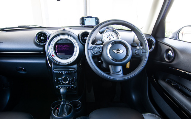 MINI・クーパー ペースマン