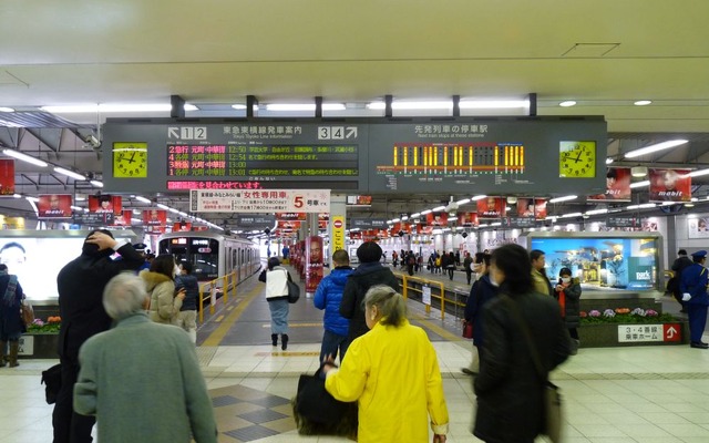 3月16日の地下化により、まもなく営業を終了する現在の東急東横線渋谷駅。