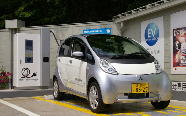 三菱 i-MiEV