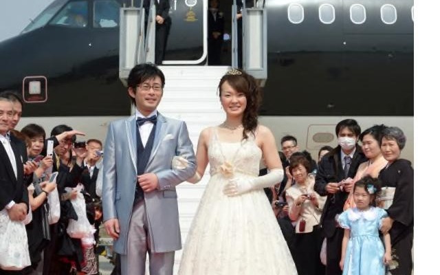 空の結婚式