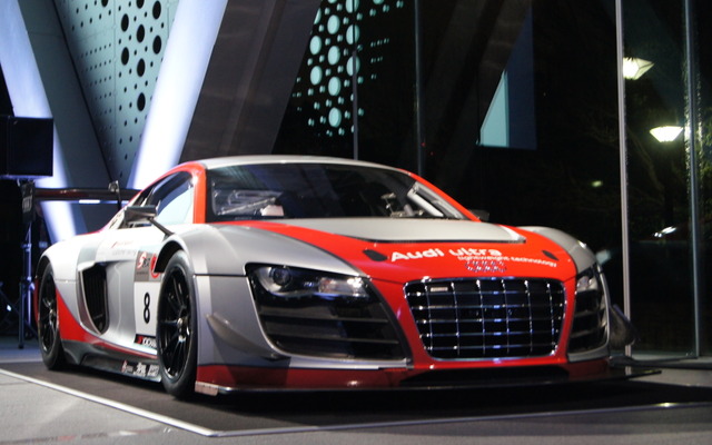 アウディ R8 LMS ウルトラ 2013年モデル