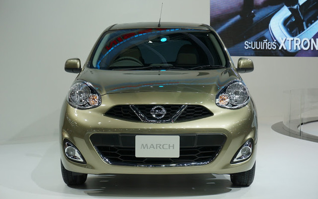 日産マーチ改良新型（タイ仕様）