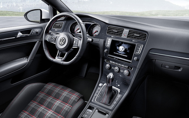 新型フォルクスワーゲン ゴルフ GTI