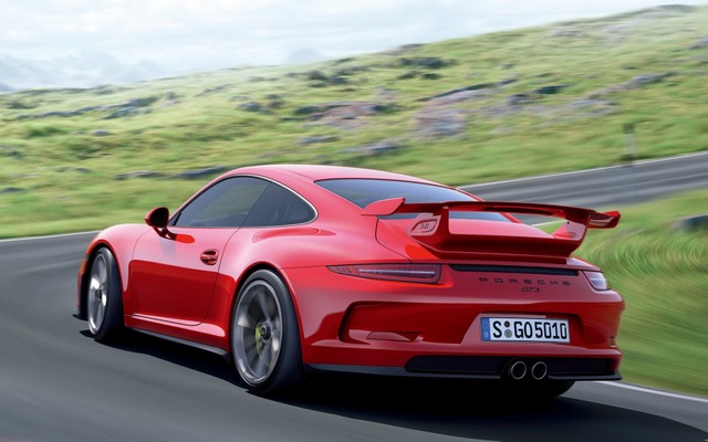 新型 ポルシェ 911 GT3