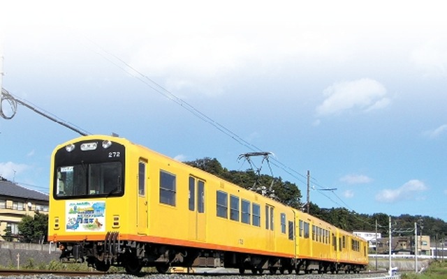 10周年記念ロゴヘッドマークを掲出した北勢線列車のイメージ。