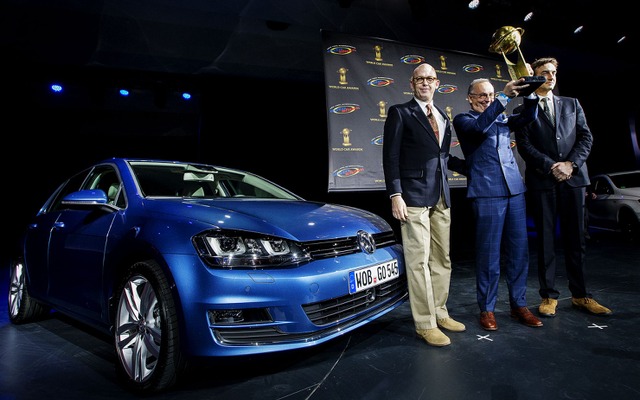 2013ワールドカーオブザイヤーを受賞した新型VWゴルフ（ニューヨークモーターショー13）