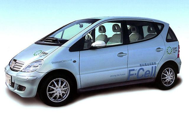 【愛・地球博】ダイムラークライスラー、燃料電池車を提供