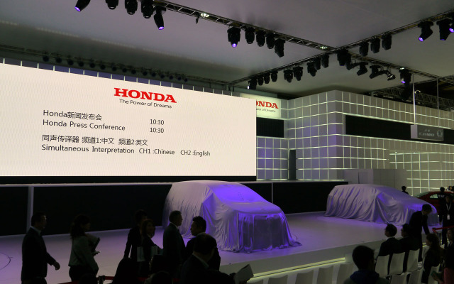 ホンダのプレスカンファレンス、W2ホールでAcuraブランドと並んで会場を用意した