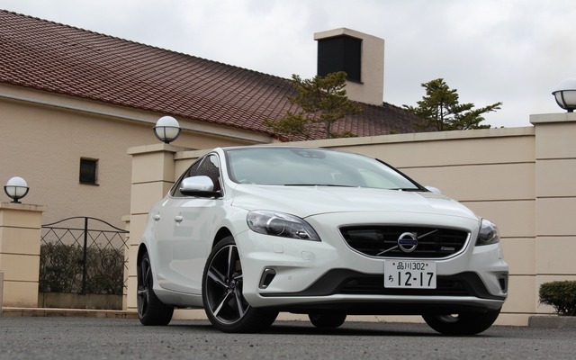 ボルボ V40 T5 R-DESIGN