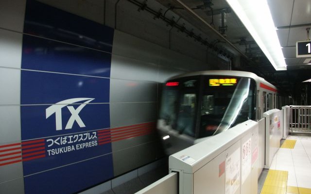 つくばエクスプレス（TX）の秋葉原駅。