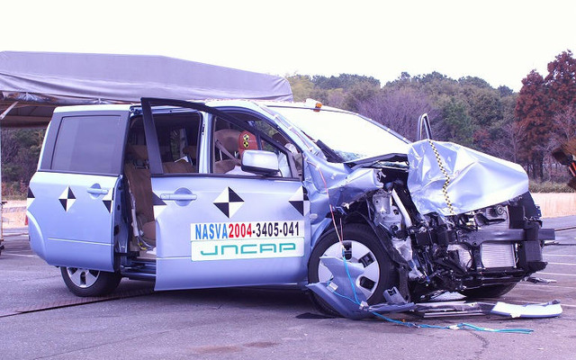 【自動車アセスメント2004】試験の誤差は最終結果に影響しない