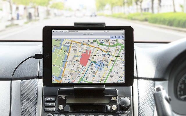 サンワサプライ・iPad mini・Nexus7車載ホルダー