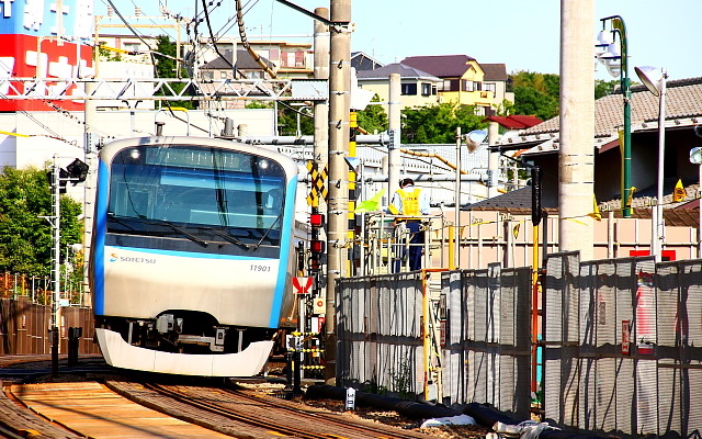 相鉄・JR直通線の工事がすすむ西谷駅（横浜寄り）