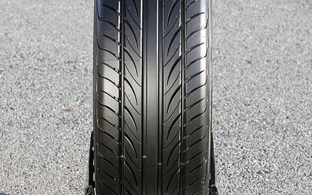 【横浜ゴム　新タイヤ S.drive発売】　新ブランドで装着クラスを拡大