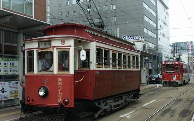 函館市電30形39号「箱館ハイカラ號」。