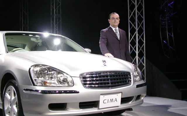 新型『シーマ』発表会で「軽自動車がいいんだ」とゴーン社長