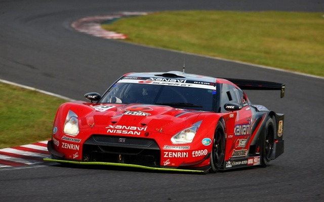 NISMO GT-R が山下公園を疾走…5月25日 横浜セントラルタウン NISMO GT-R が山下公園を疾走…5月25日 横浜セントラルタウン