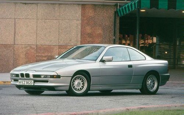 1989年に発表されたBMW8シリーズ